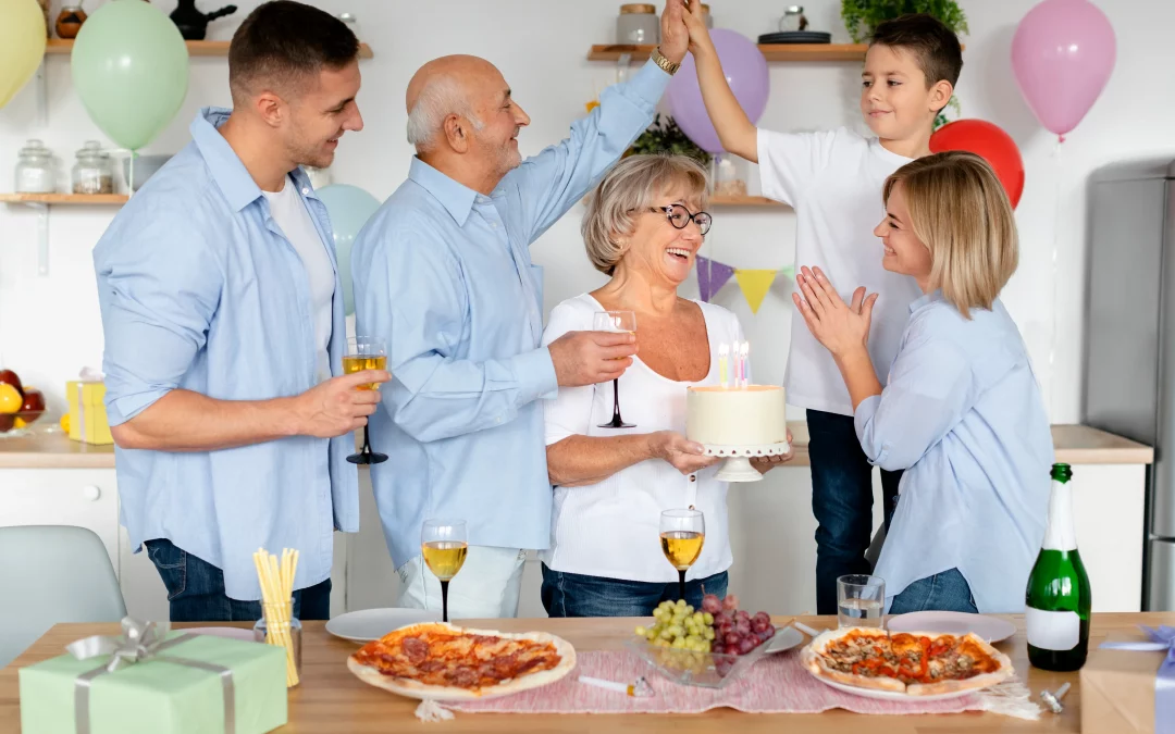 Ludoteca Móvil-hermosa-fiesta-cumpleaños-senior-abuelos con sus hijos y nieto